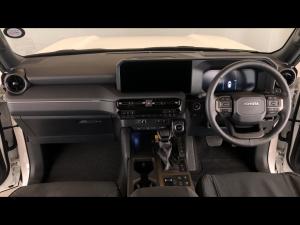 Toyota Land Cruiser Prado 2.8GD VX-R - Image 6