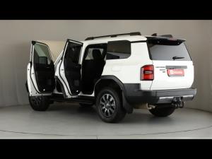 Toyota Land Cruiser Prado 2.8GD VX-R - Image 25