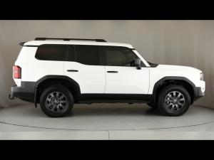 Toyota Land Cruiser Prado 2.8GD VX-R - Image 2