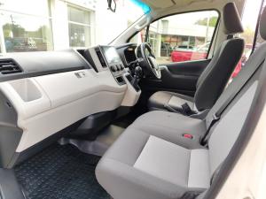 Toyota Quantum 2.8 SLWB panel van - Image 7