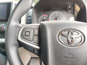 Toyota Quantum 2.8 SLWB panel van - Image 9