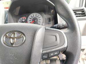 Toyota Quantum 2.8 SLWB panel van - Image 10