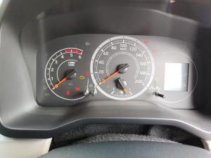 Toyota Quantum 2.8 SLWB panel van - Image 11