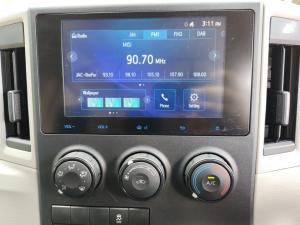 Toyota Quantum 2.8 SLWB panel van - Image 13