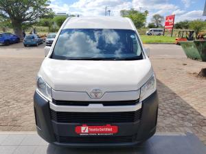 Toyota Quantum 2.8 SLWB panel van - Image 4