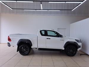 Toyota Hilux 2.8GD-6 Xtra cab Legend auto - Image 3