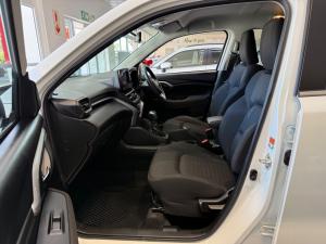 Toyota Urban Cruiser 1.5 XR auto - Image 7