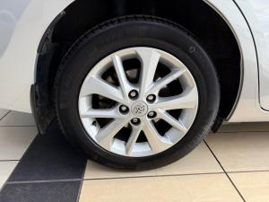 Toyota Corolla 1.8 Exclusive auto - Image 10