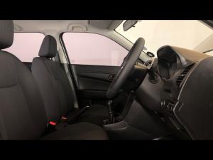 Toyota Urban Cruiser 1.5 Xi - Image 10