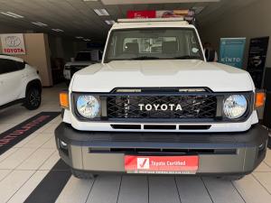 Toyota Land Cruiser 79 2.8GD-6 single cab auto - Image 4
