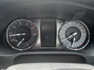 Toyota Hilux 2.4GD-6 double cab 4x4 Raider X auto - Image 11