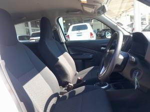 Toyota Vitz 1.0 XR manual - Image 14