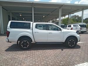 Nissan Navara 2.5DDTi double cab LE Plus 4x4 - Image 3