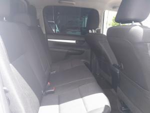 Toyota Hilux 2.4GD-6 double cab 4x4 Raider X auto - Image 15