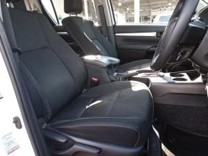 Toyota Hilux 2.4GD-6 double cab 4x4 Raider X auto - Image 14