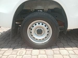 Toyota Hilux 2.0 single cab S (aircon) - Image 15