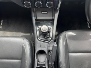 Toyota Corolla 1.4D-4D Prestige - Image 11