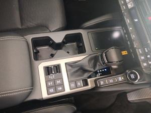 Toyota Prado VX-R 2.8GD automatic - Image 12