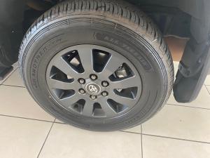 Toyota Prado VX-R 2.8GD automatic - Image 8