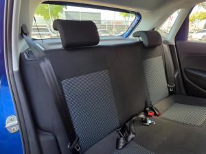 Volkswagen Polo Vivo 1.4 Comfortline - Image 17