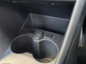 Volkswagen Polo Vivo 1.4 Comfortline - Image 9