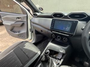 Nissan Magnite 1.0T Acenta - Image 6