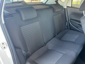 Volkswagen Polo Vivo 1.4 Trendline - Image 12