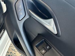 Volkswagen Polo Vivo 1.4 Trendline - Image 13