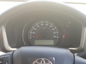 Toyota Vitz 1.0 - Image 10