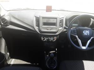 Toyota Vitz 1.0 - Image 13