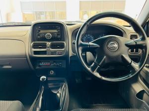 Nissan Hardbody NP300 2.5 TDi HI-RIDERD/C - Image 6