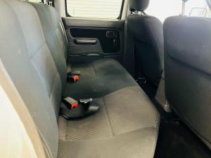 Nissan Hardbody NP300 2.5 TDi HI-RIDERD/C - Image 9