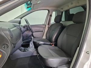 Nissan NP200 1.6i - Image 6