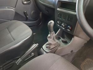 Nissan NP200 1.6i - Image 7