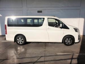 Toyota Quantum 2.8 LWB bus 11-seater GL - Image 3