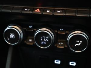 Renault Duster 1.5dCi Zen manual - Image 17