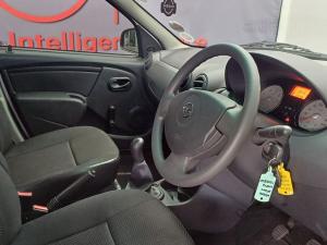 Nissan NP200 1.6i safety pack (aircon) - Image 12