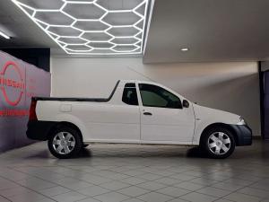 Nissan NP200 1.6i safety pack (aircon) - Image 3