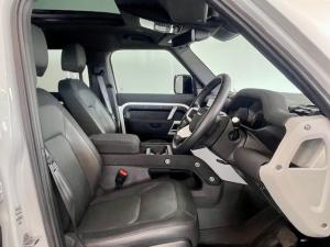 Land Rover Defender 110 D300 X-Dynamic SE - Image 10