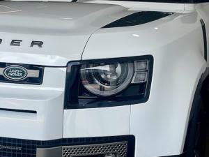 Land Rover Defender 110 D300 X-Dynamic SE - Image 4