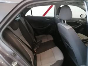Hyundai i20 1.4 Fluid - Image 11