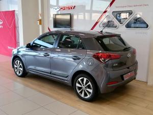 Hyundai i20 1.4 Fluid - Image 3