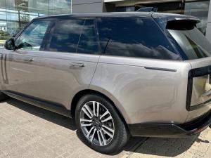 Land Rover Range Rover D350 HSE - Image 3