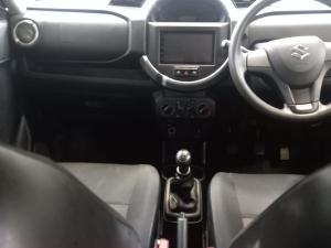 Suzuki S-Presso 1.0 S-Edition manual - Image 13