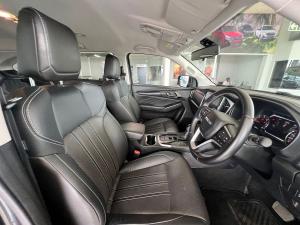 Isuzu mu-X 1.9TD LS - Image 13