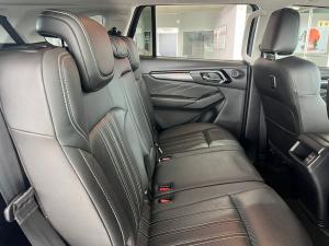 Isuzu mu-X 1.9TD LS - Image 24