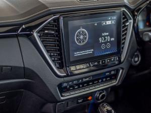 Isuzu D-Max 3.0TD double cab V-Cross 4x4 - Image 19