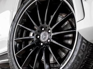 Mercedes-Benz GLE GLE400d 4Matic - Image 5