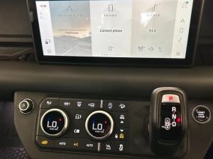 Land Rover Defender 110 V8 - Image 12