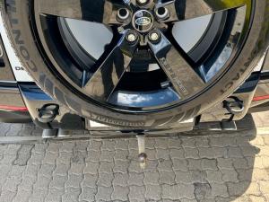 Land Rover Defender 110 V8 - Image 15